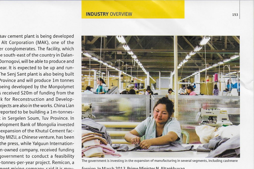 " The Report - Mongolia 2014" (Oxford Business Group). Exemple de publications en pages intérieures. © OBG